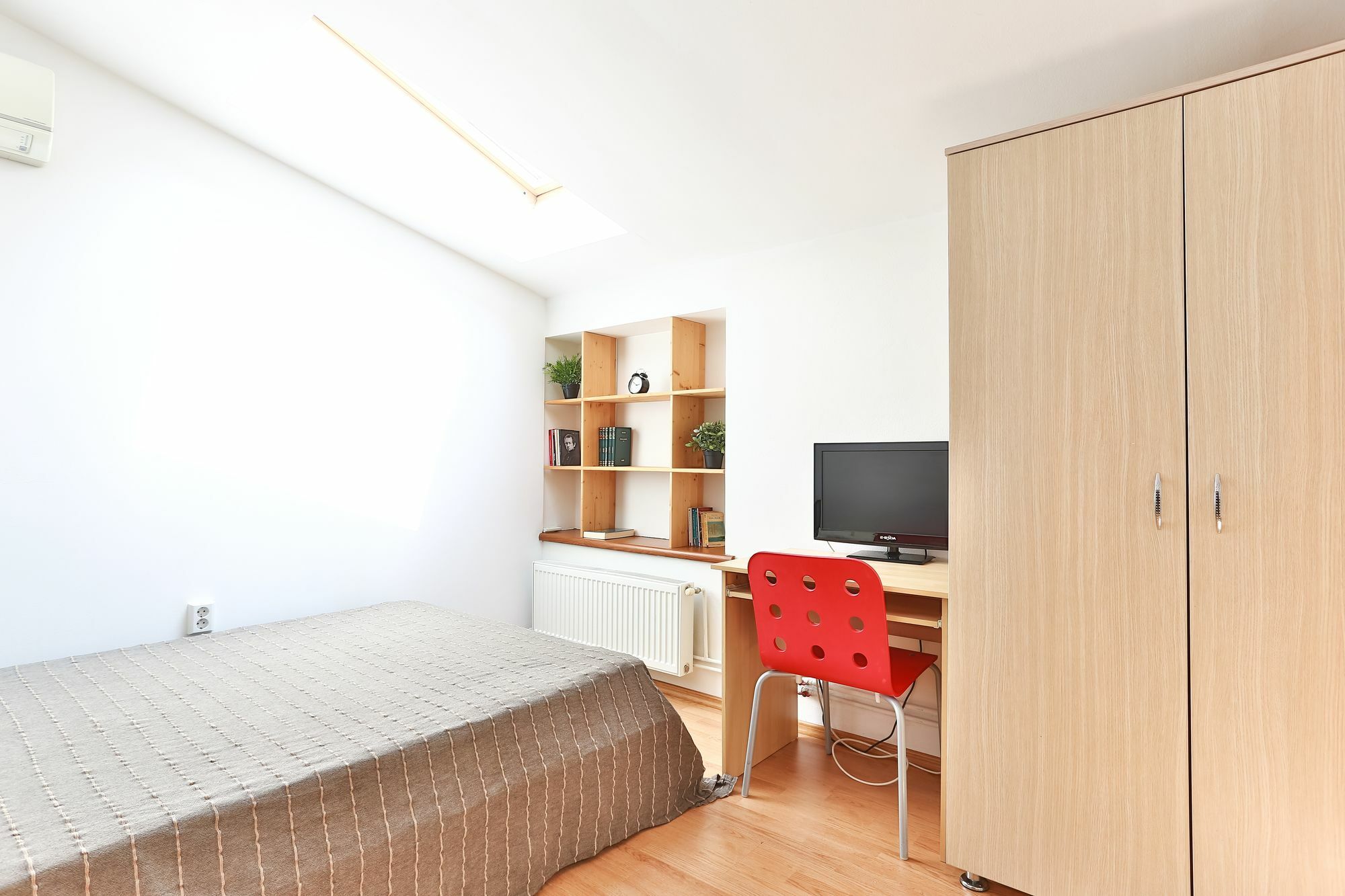 Vatra Accommodation Boekarest Buitenkant foto
