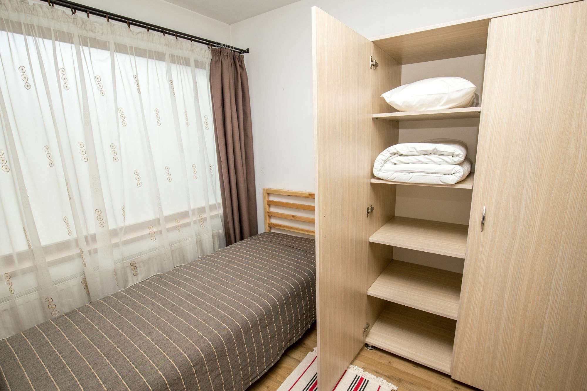 Vatra Accommodation Boekarest Buitenkant foto